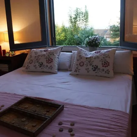 Villa Casa Soleada, A 30 Km De Barcelona Y A 15 Min A Pie De La Playa