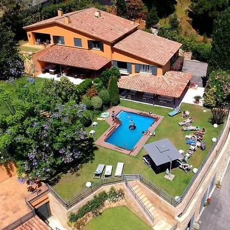 Villa Casa Soleada, A 30 Km De Barcelona Y A 15 Min A Pie De La Playa